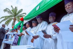 Osun Gov Inaugurates 30 Newly Elected LG Chairmen, 332 Councillors