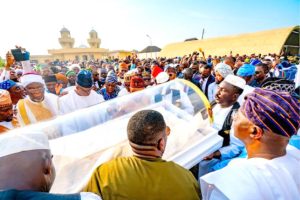 The Remains of The Late Ruler of Ijebuland Has Been Laid To Rest