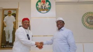 Umahi Urges Governors to Take Responsibility for Federal Roads