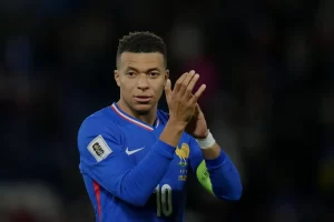 Mbappé Shrugs Off 400 Goals, Eyes Legendary Status